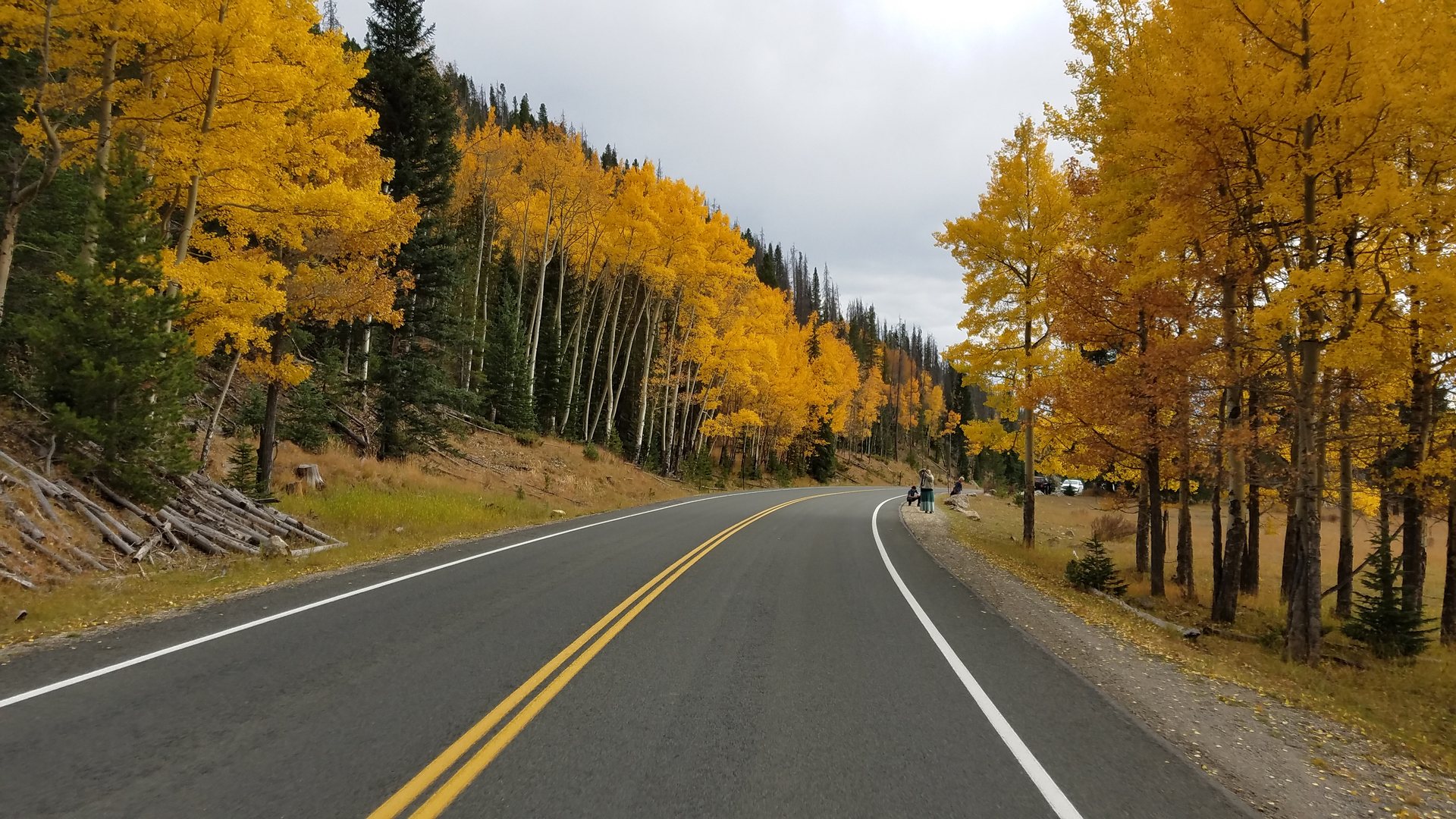 Open road on a guided RV caravan route